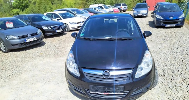 Opel Corsa cena 11600 przebieg: 236000, rok produkcji 2006 z Limanowa małe 211